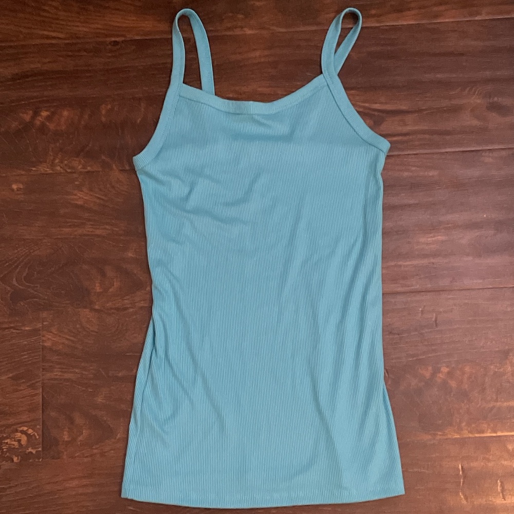 Women’s Rib Knit Tank Top size XS in the color blue